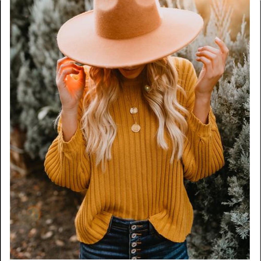 GENA Ribbed Knit Sweater | Mustard |